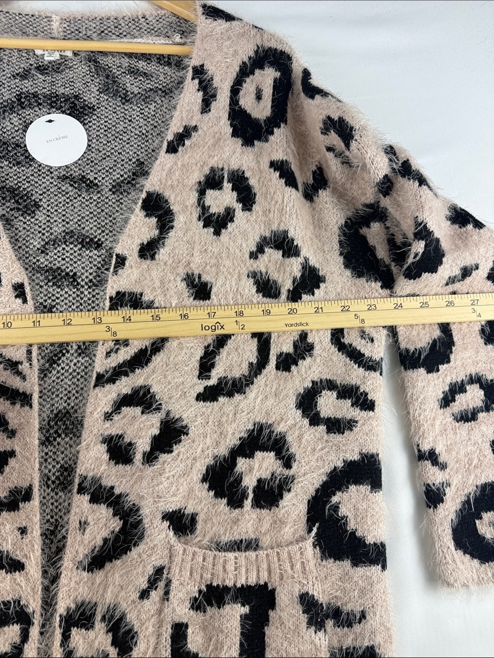 En Crème Cheetah Leopard Cardigan Brown Black Oversized Sweater S/M NWT - Picture 2 of 9